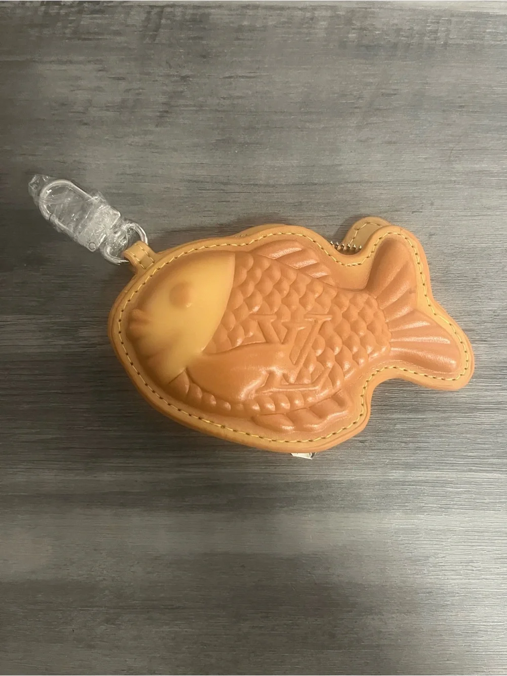 Tan Fish-Shaped Accessory Pouch Taiyaki